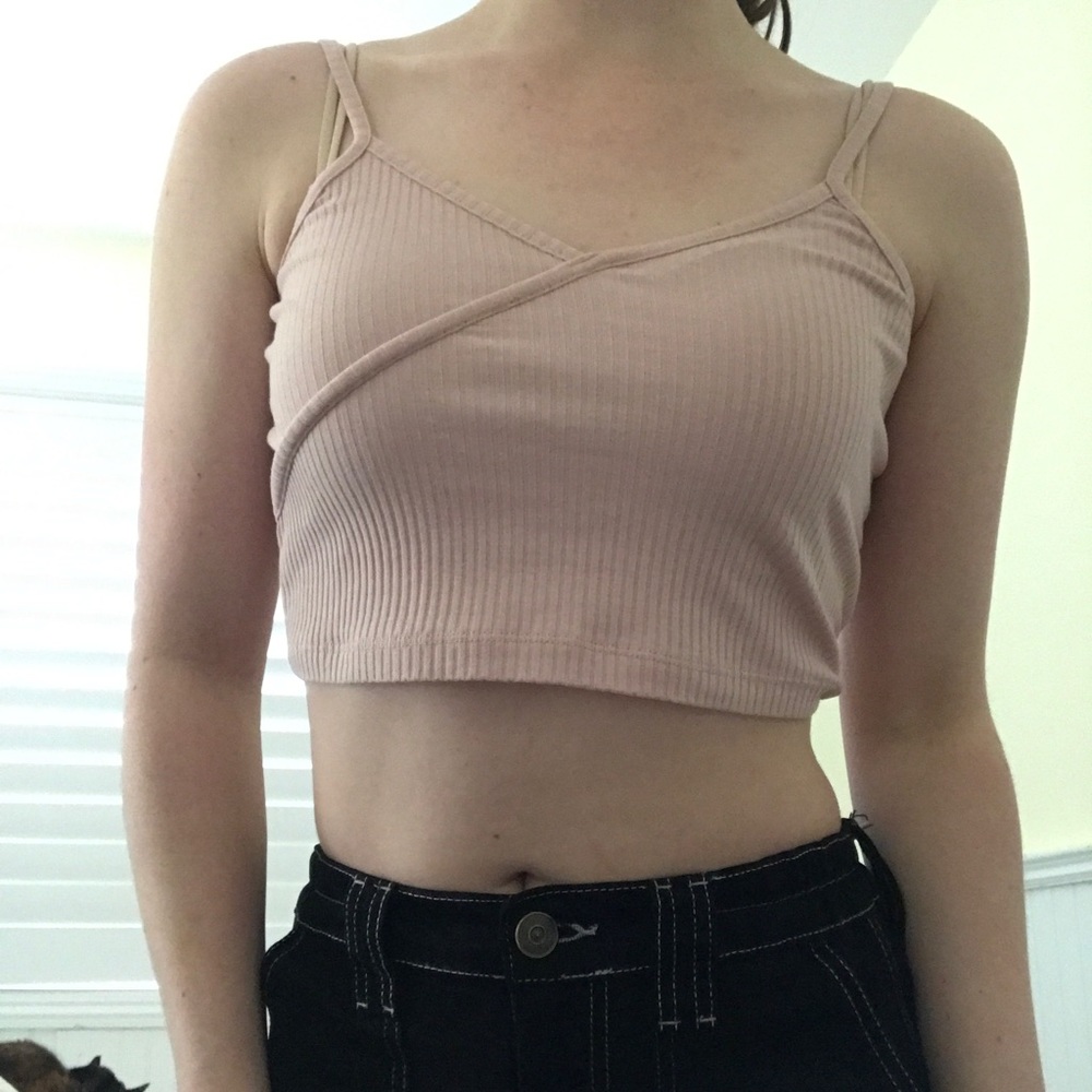 Cropped surplice pink tank